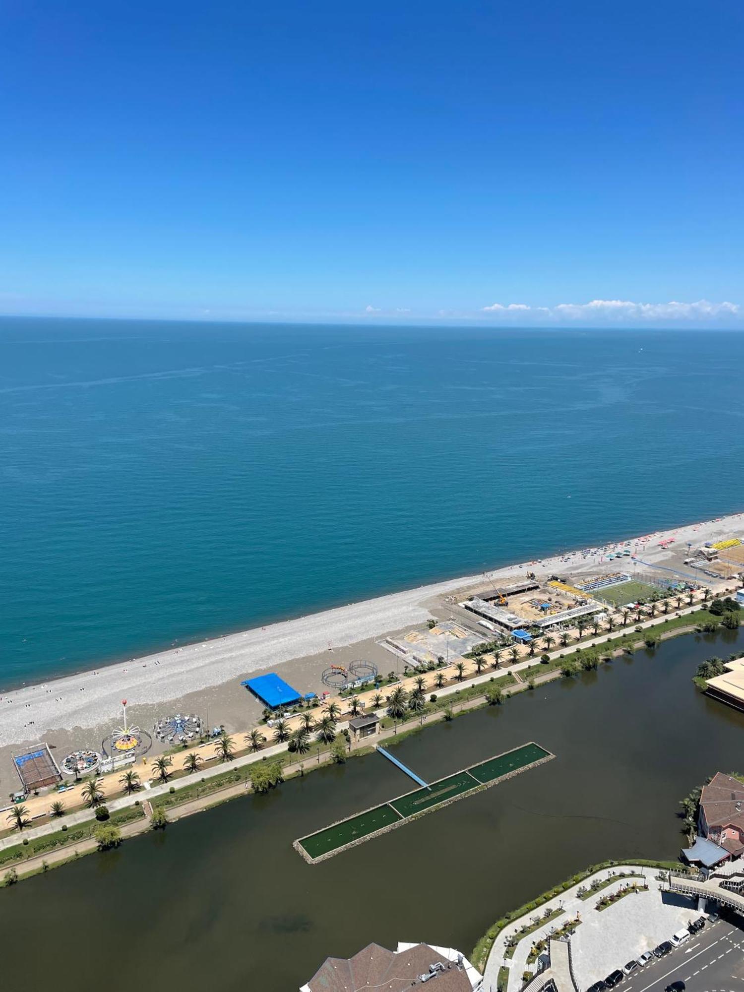 Orbi City Sea View Batumi Exteriör bild