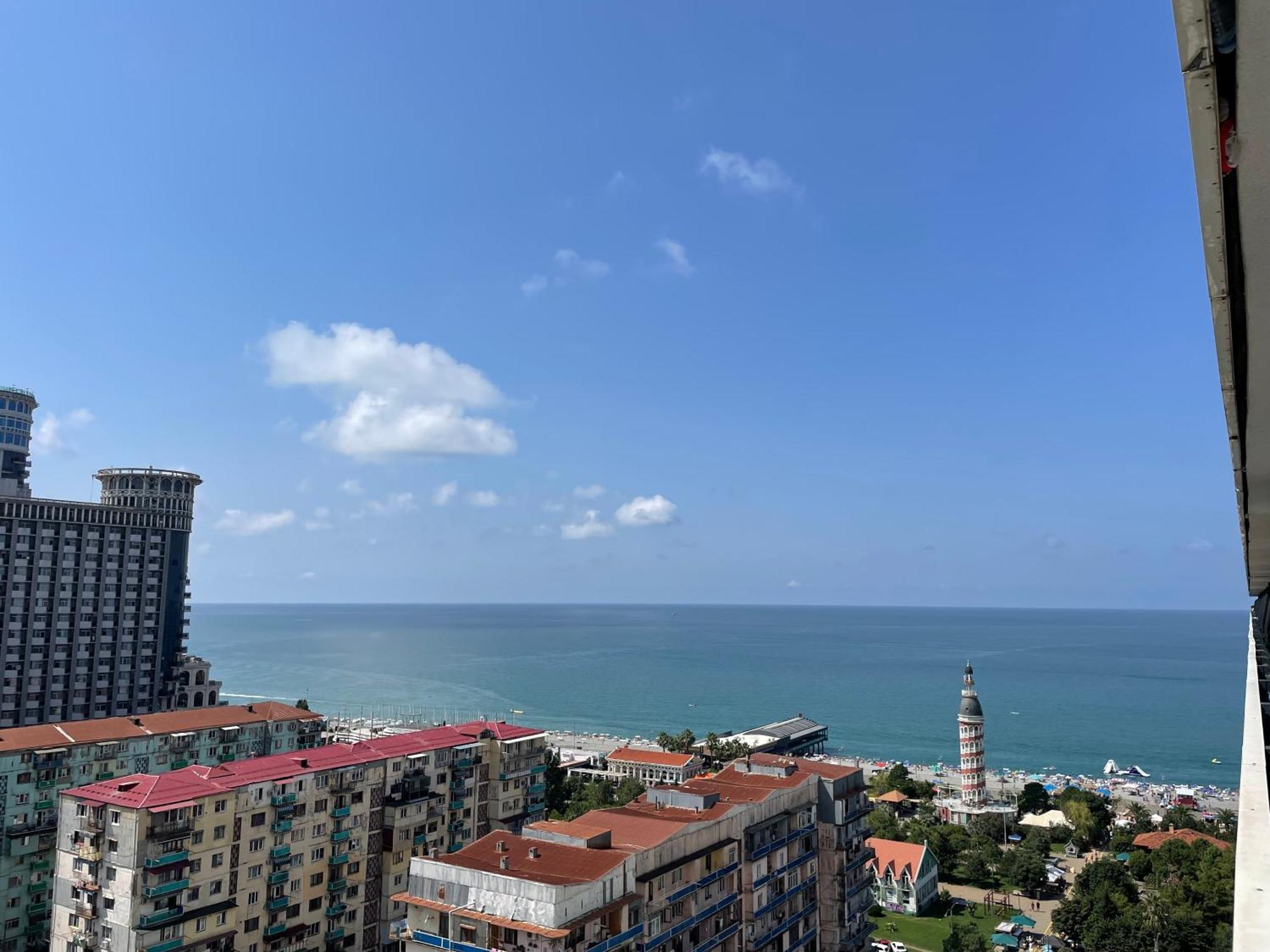 Orbi City Sea View Batumi Exteriör bild